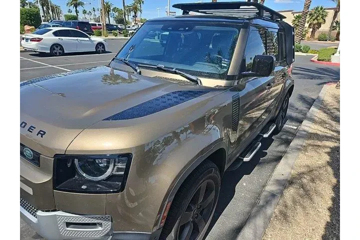 $39975 : Land Rover Defender 2020 AWD image 1