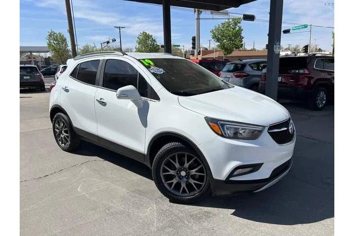 2019 Encore Sport Touring FWD image 3