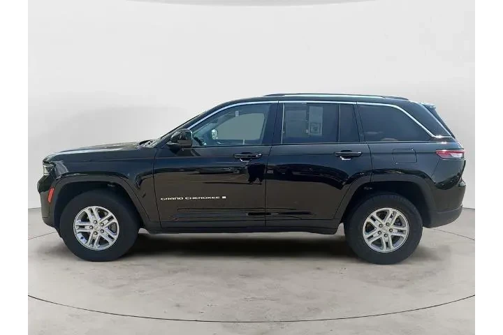 $28774 : Jeep Grand Cherokee 2023 4x4 image 2