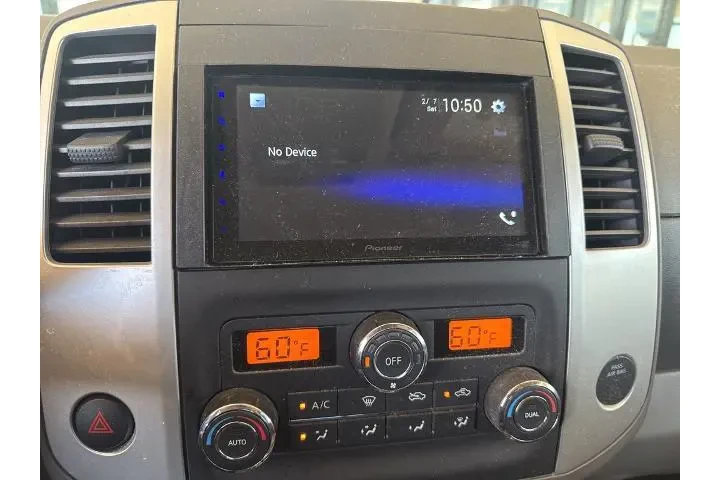 $22400 : Nissan Frontier 2019 4x4 SV image 9