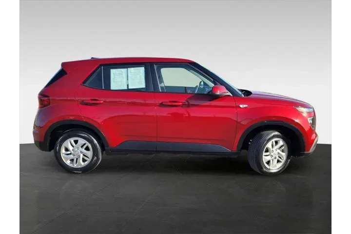 $20094 : Hyundai VENUE 2025 SE 4dr Cr image 3