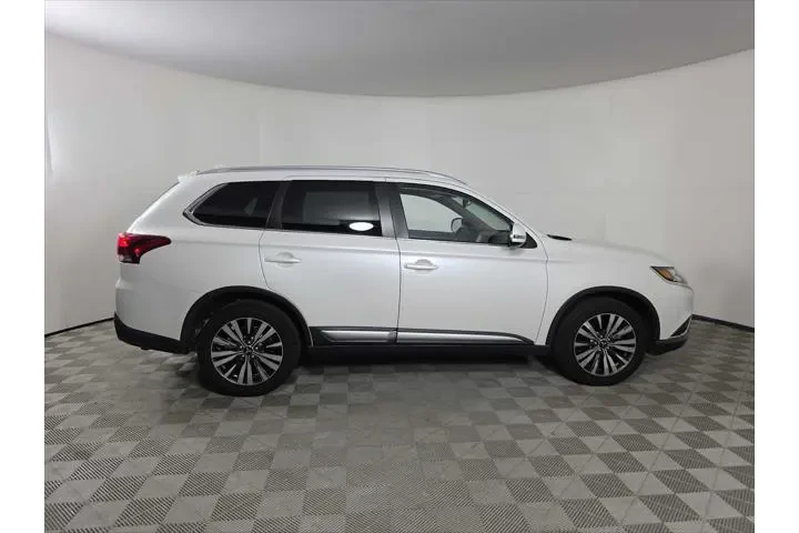 $14775 : Mitsubishi Outlander 2020 image 9