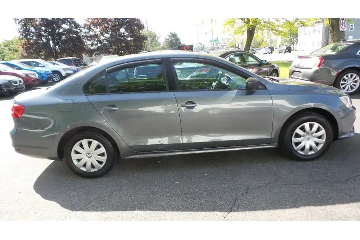 $7900 : 2015 Jetta S image 4