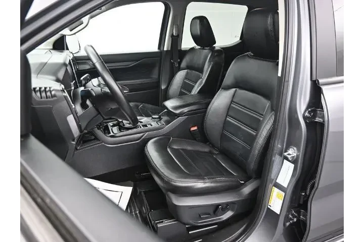$40000 : Ford Ranger 2024 4x4 XLT 4dr image 9