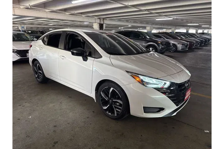 $19995 : Nissan Versa 2025 SR 4dr Sed image 2