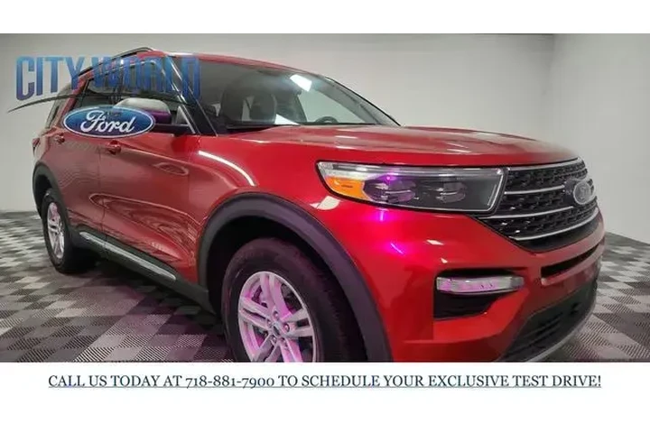 $26793 : Ford Explorer 2022 AWD XLT 4 image 2