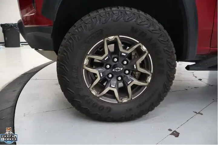 $39995 : Chevrolet Colorado 2024 4x4 image 10