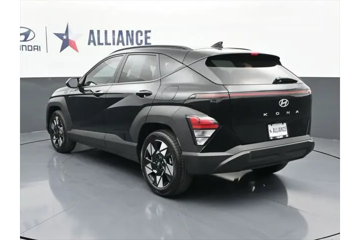 $21488 : Hyundai KONA 2024 SEL 4dr Cr image 5