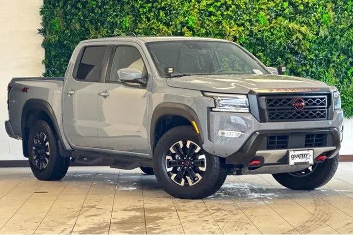 $36282 : Nissan Frontier 2023 4x4 S 4 image 2