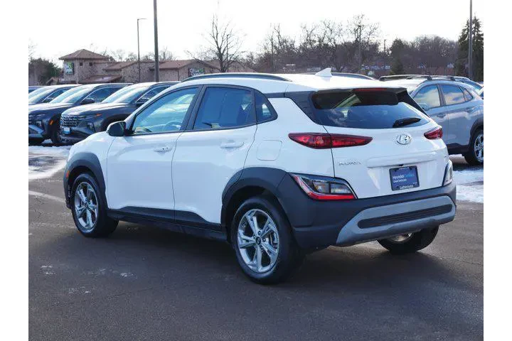 $21000 : Hyundai KONA 2023 AWD SEL 4d image 5