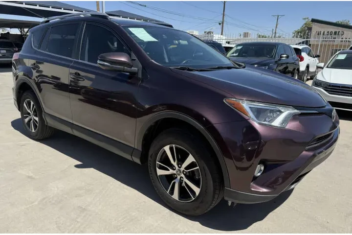 $12900 : 2017 RAV4 XLE image 5