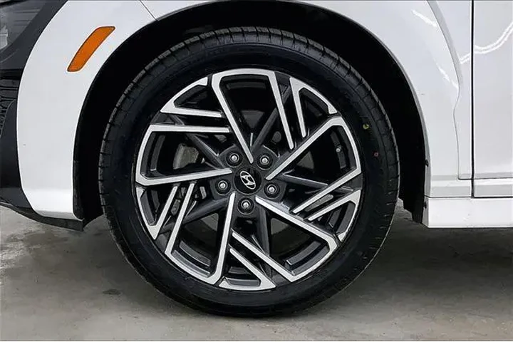 $20490 : Hyundai KONA 2023 AWD N Line image 10