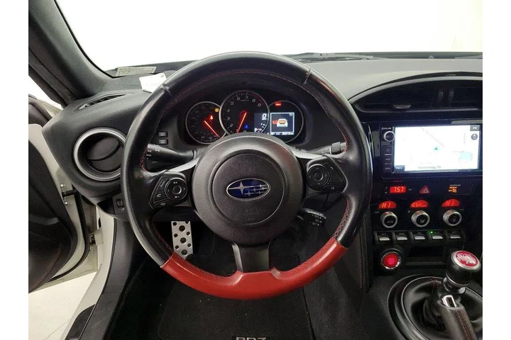 $25998 : Subaru BRZ 2018 tS 2dr Coupe image 10