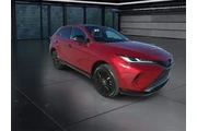 $31988 : Toyota Venza 2023 AWD XLE 4d thumbnail