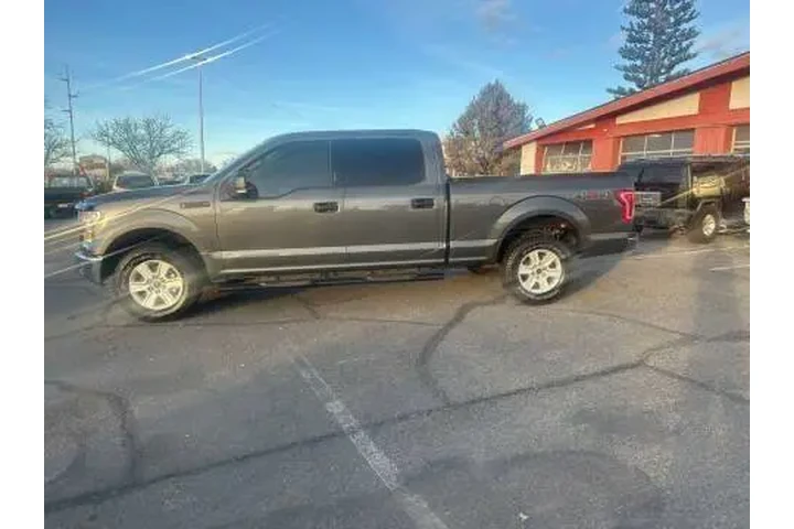 2017 F-150 XLT image 3