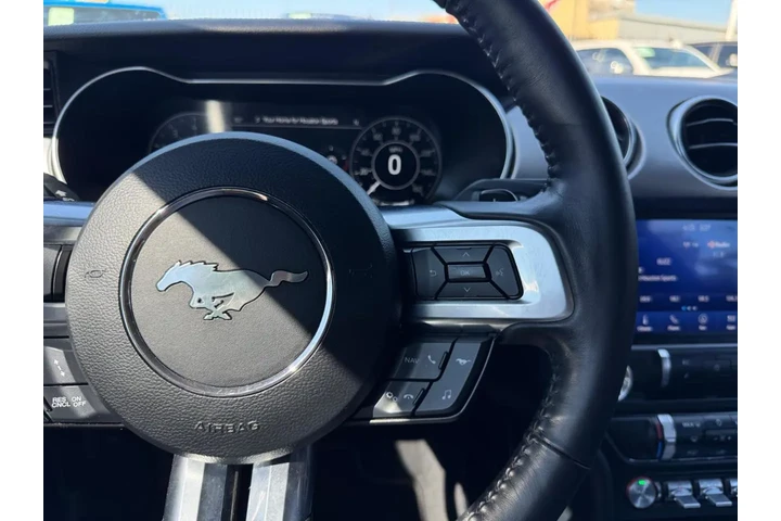 2022 Mustang GT Premium Coupe image 10