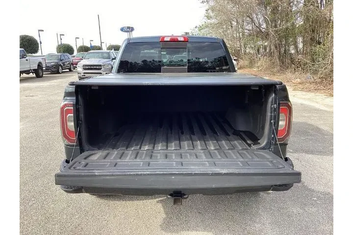 $27691 : GMC Sierra 1500 2017 4x4 Den image 9