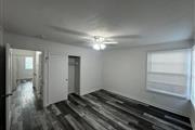 $800 : Nice Home .... Fresno, CA thumbnail