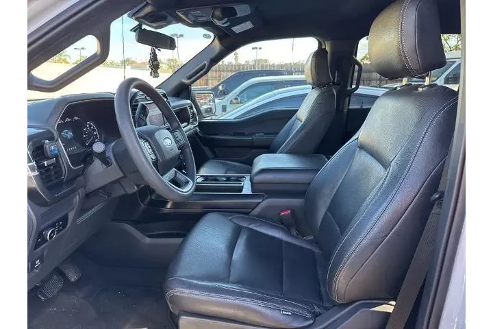 $35747 : Ford F-150 2023 4x2 XL 4dr S image 8