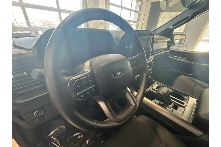 $39996 : Ford F-150 2024 4x4 XLT 4dr image 9