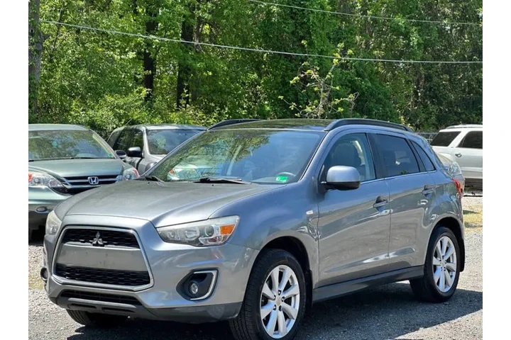 $7990 : 2013 Outlander Sport SE image 4
