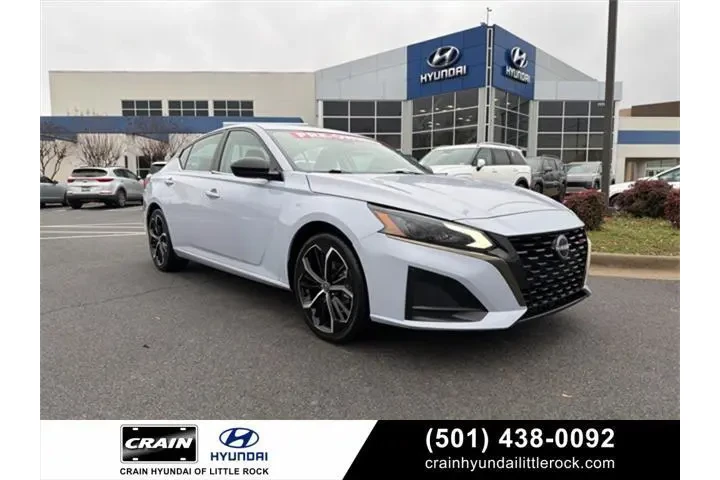 $22061 : Nissan Altima 2024 2.5 SR 4d image 1