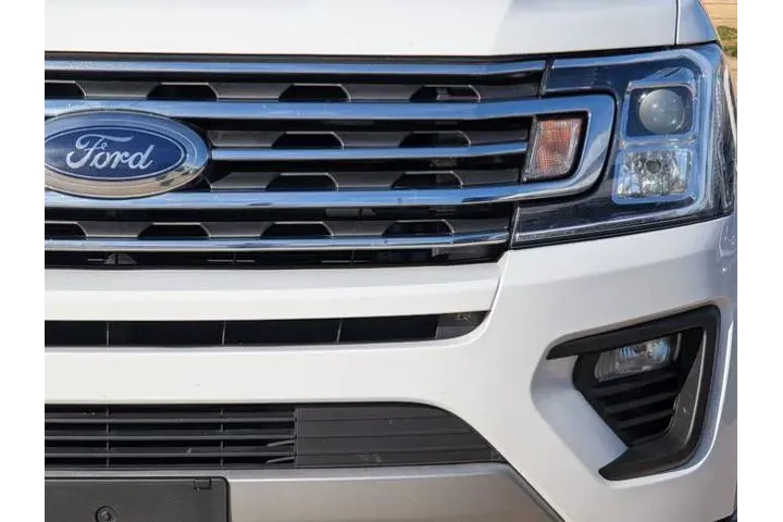 $25455 : Ford Expedition 2020 4x2 XLT image 8