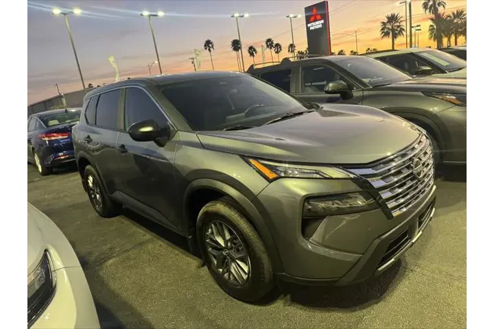 $25999 : Nissan Rogue 2025 S 4dr Cros image 3