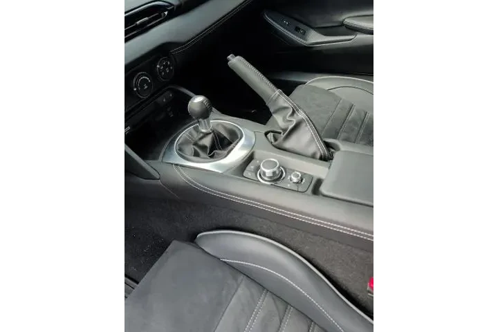 $38331 : Mazda MX-5 Miata RF 2024 Clu image 8