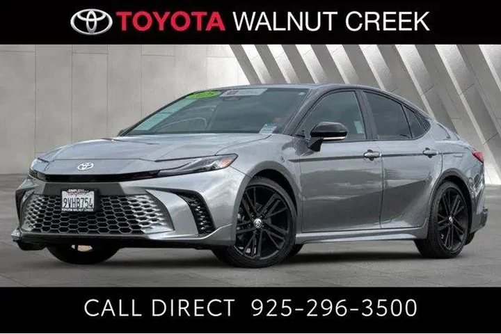 $36900 : Toyota Camry 2025 XSE 4dr Se image 1