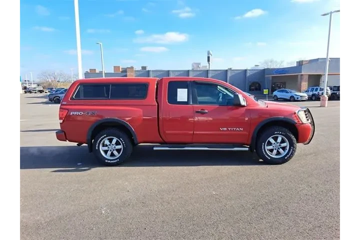 $8500 : Nissan Titan 2011 4x4 PRO-4X image 6