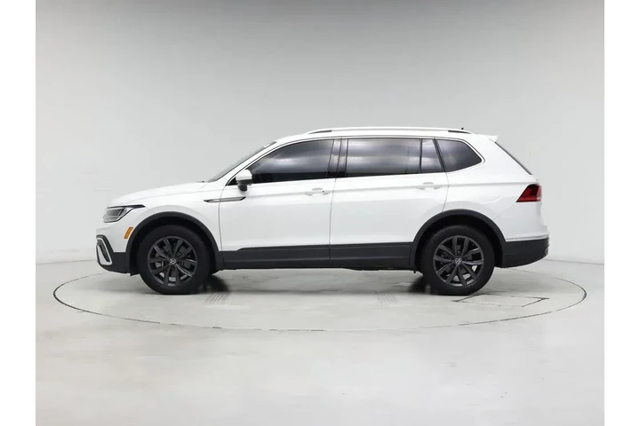 $19990 : Volkswagen Tiguan 2022 SE 4d image 3