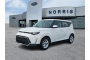 $17388 : Kia Soul 2024 LX 4dr Crossov thumbnail