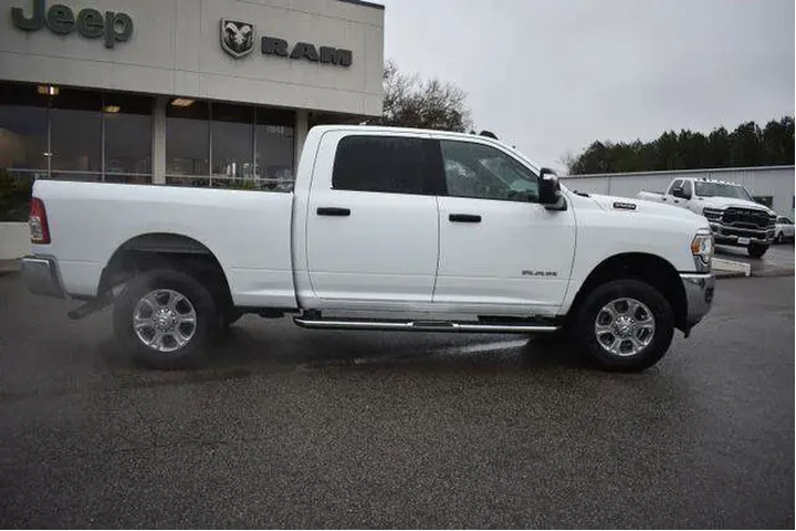 $39899 : Ram 2500 2024 4x4 Lone Star image 10