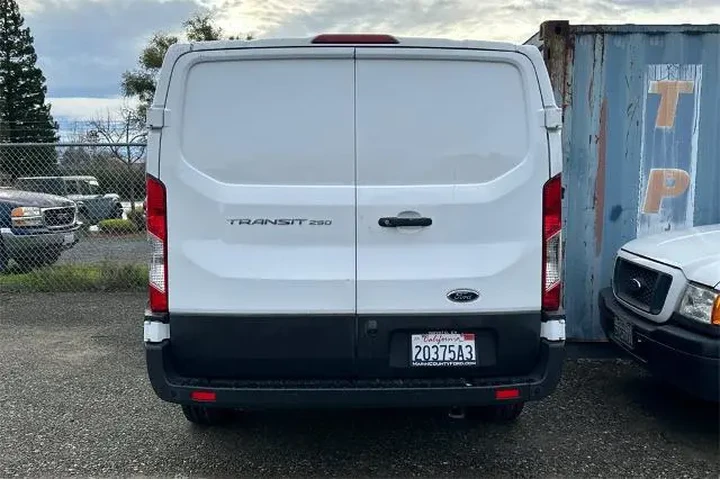 $30896 : Ford Transit 2020 250 3dr SW image 4