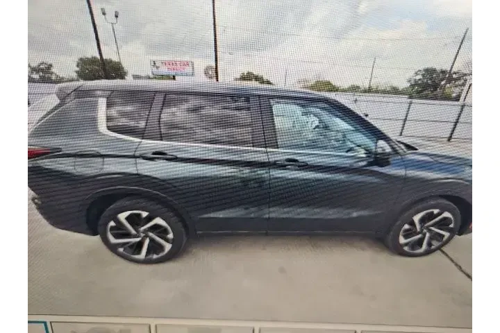 $26471 : Mitsubishi Outlander 2024 SE image 6