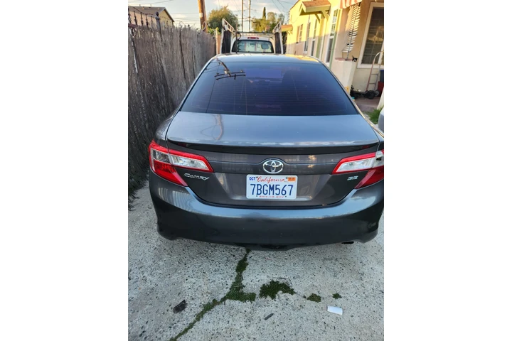 $7000 : Vendo camry2014 image 3