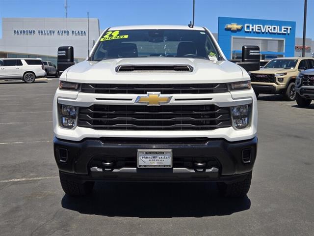 $57915 : Pre-Owned 2024 SILVERADO 2500 image 2