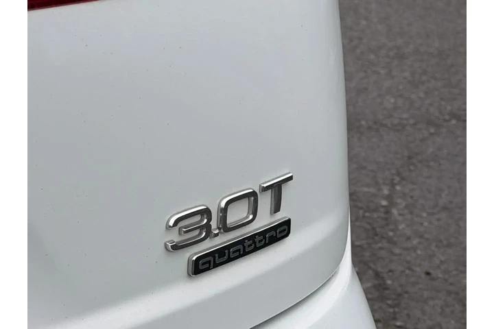 $14988 : 2018 Q7 image 10