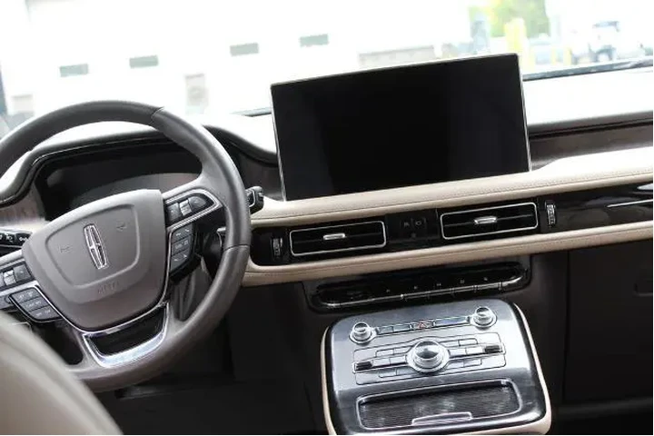 $37210 : Lincoln Nautilus 2022 Reserv image 9