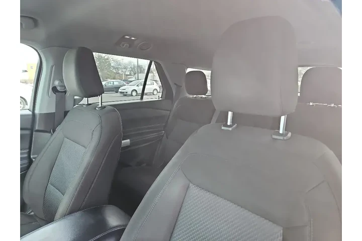 $23135 : Ford Explorer 2022 XLT 4dr S image 10