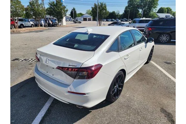 $27750 : Honda Civic 2026 Sport 4dr S image 4