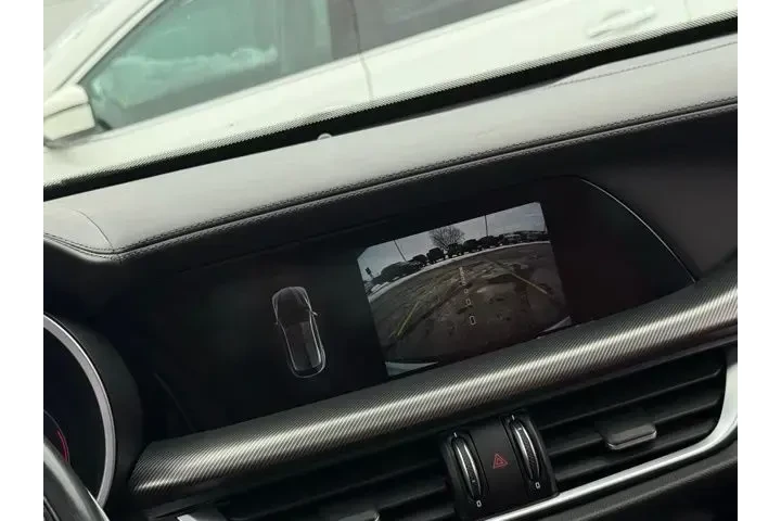 $33000 : Alfa Romeo Stelvio 2024 AWD image 3