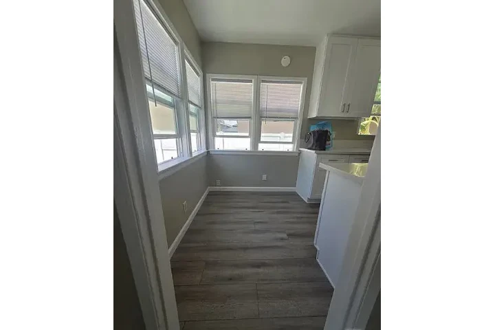$1160 : Calle sin salida, 1 dormitorio image 2