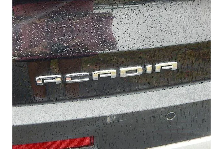 $28988 : GMC Acadia 2023 4x4 SLT 4dr image 7