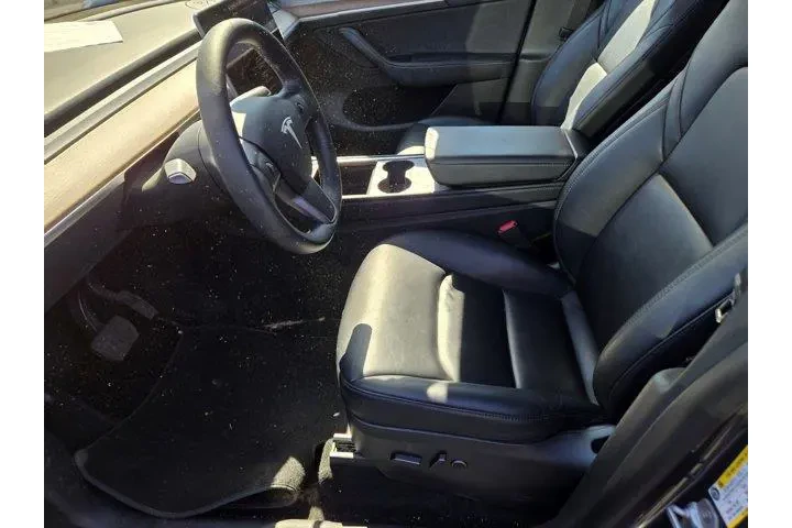 $32991 : Tesla Model Y 2023 AWD Long image 3