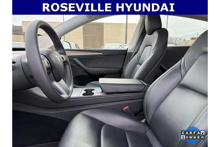 $29991 : Tesla Model Y 2023 AWD Long image 9