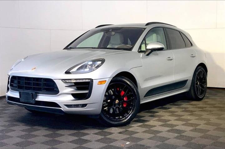 $29999 : 2018 Macan GTS image 2