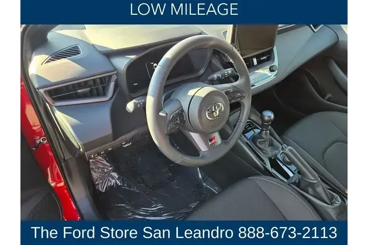 $36900 : Toyota GR Corolla 2025 AWD C image 3