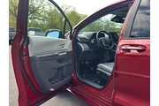 $43299 : Gold Certified 2023 Sienna XLE thumbnail